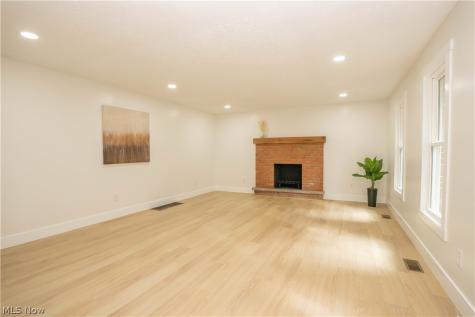 3461 Mabel Avenue Ravenna OH 44266