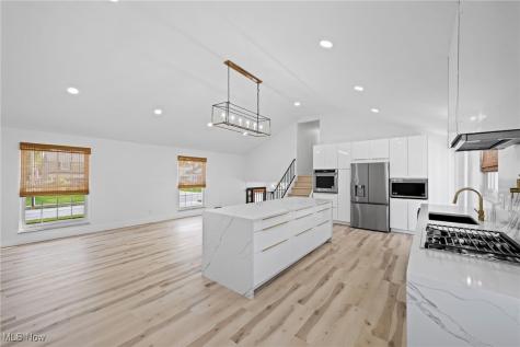 3520 Archwood Drive Rocky River OH 44116