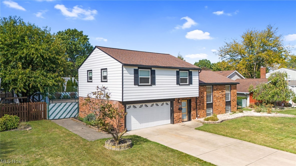 3520 Archwood Drive Rocky River OH 44116