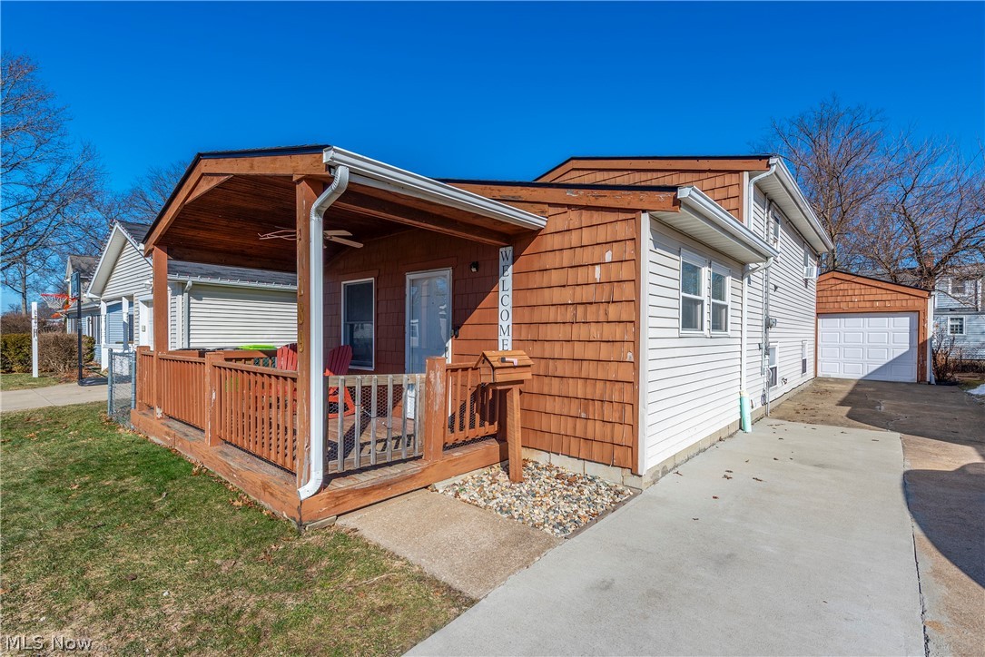 189 Lakewood Drive Avon Lake OH 44012