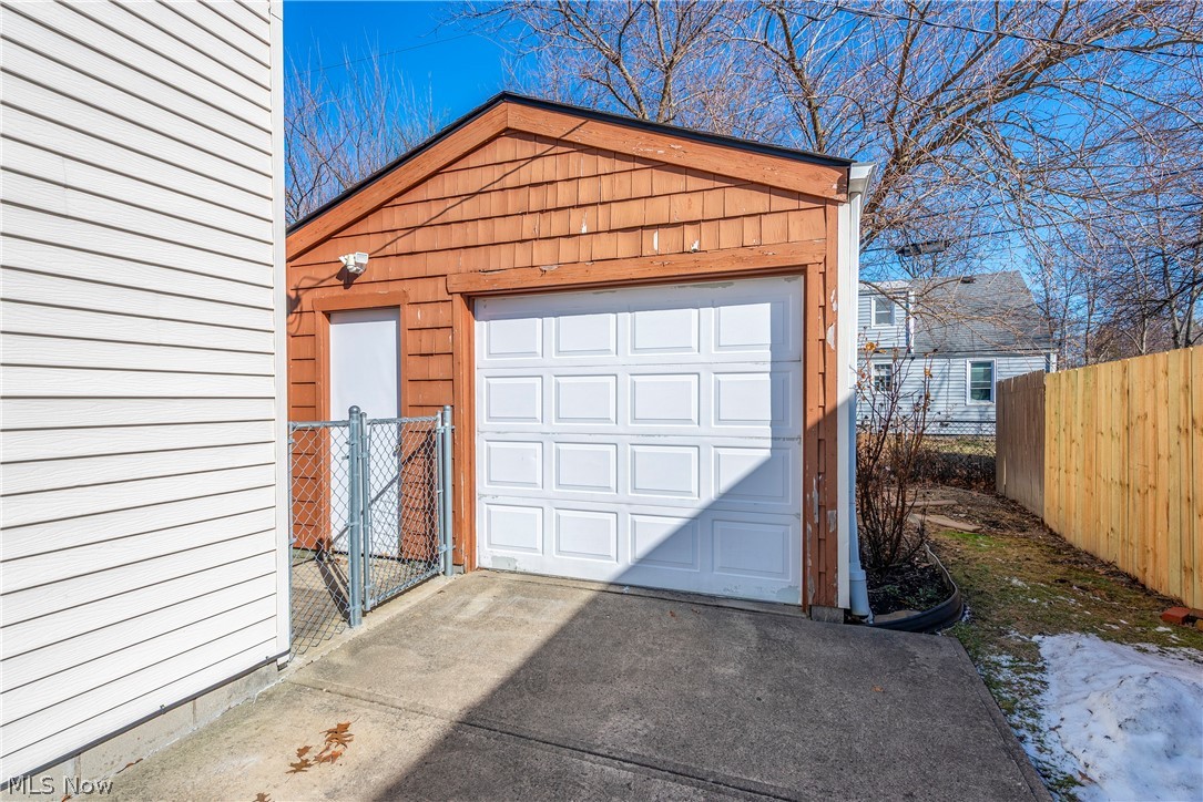 189 Lakewood Drive Avon Lake OH 44012