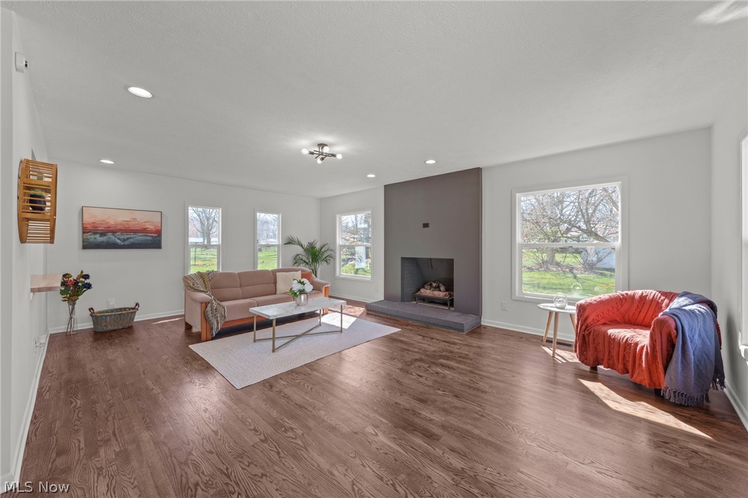 3520 Shellhart Road Norton OH 44203