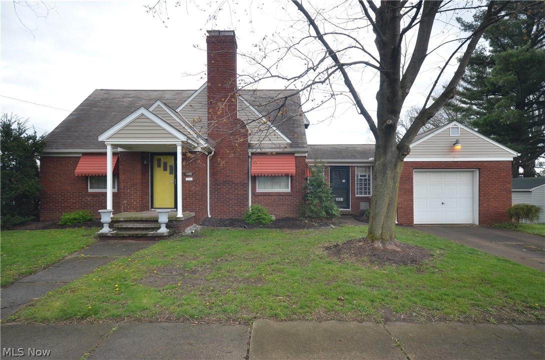 1601 Tonawanda Avenue Akron OH 44305