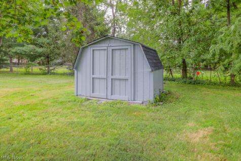 41796 Adelbert Street Elyria OH 44035