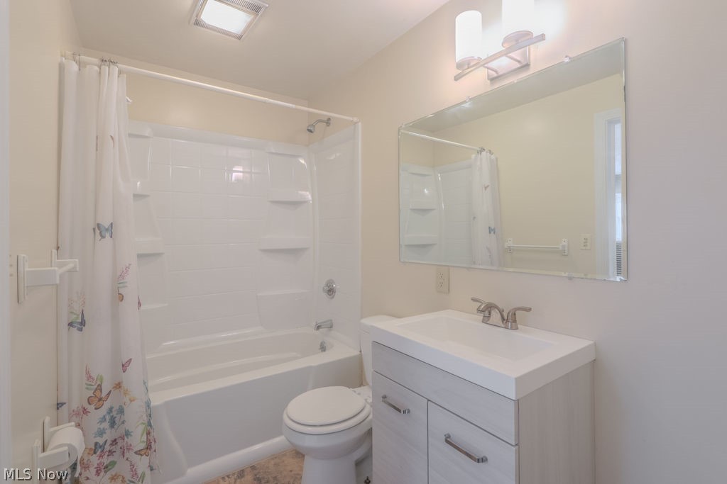 41796 Adelbert Street Elyria OH 44035