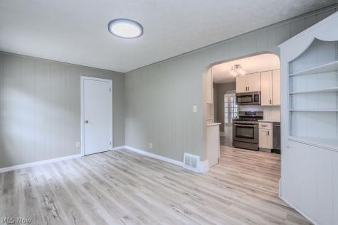 41796 Adelbert Street Elyria OH 44035