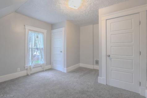 41796 Adelbert Street Elyria OH 44035