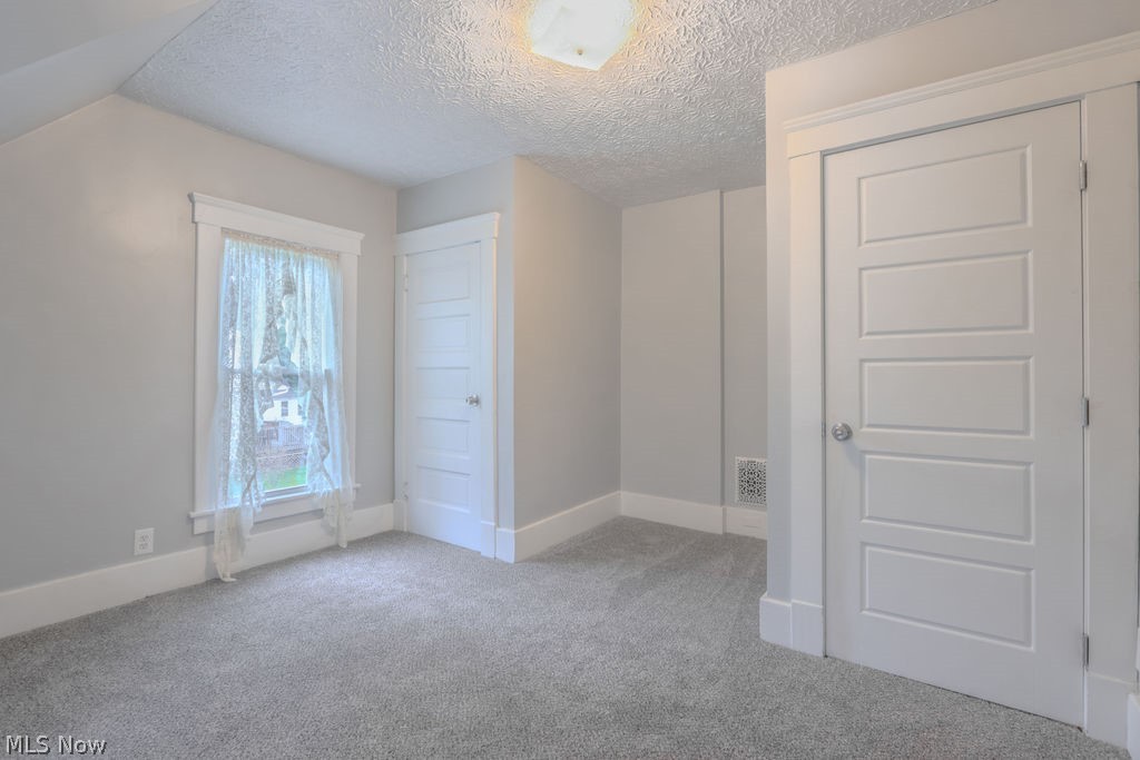 41796 Adelbert Street Elyria OH 44035