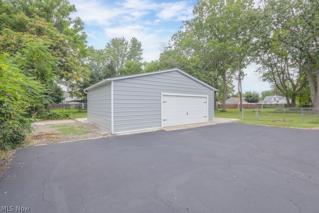 41796 Adelbert Street Elyria OH 44035