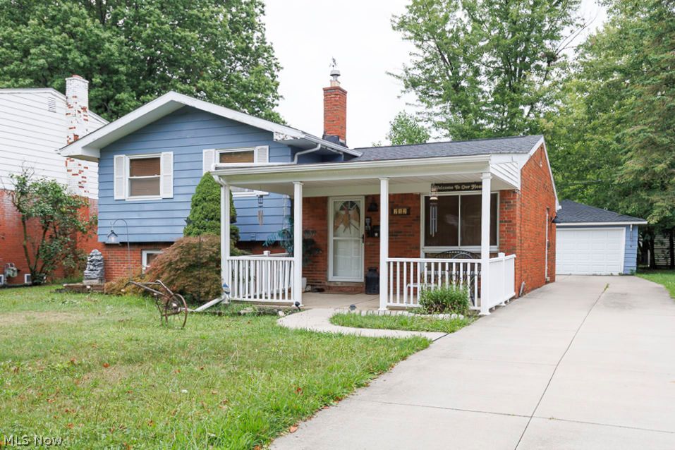 737 Georgetown Avenue Elyria OH 44035