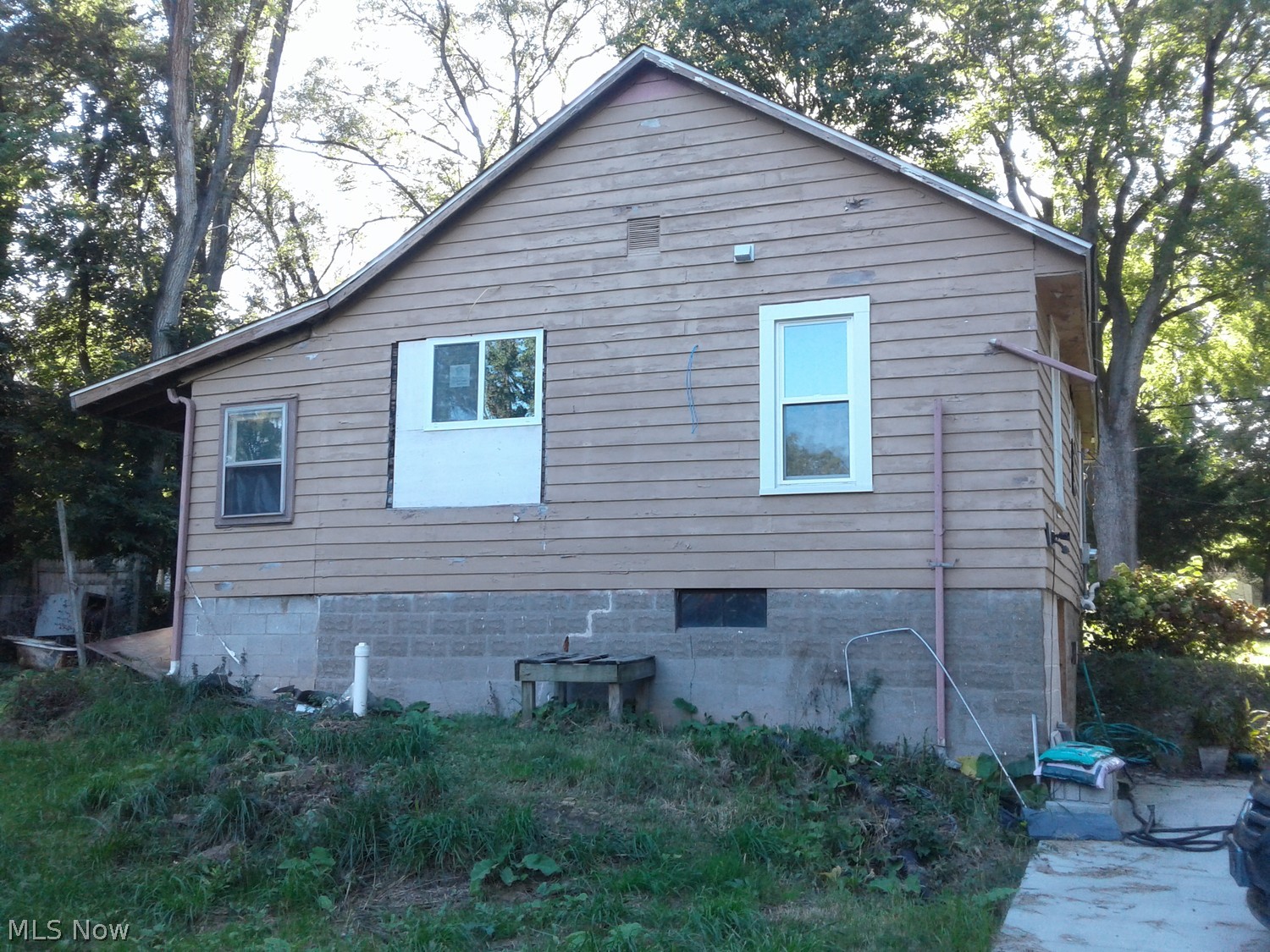 4783 Elyria Avenue Lorain OH 44055