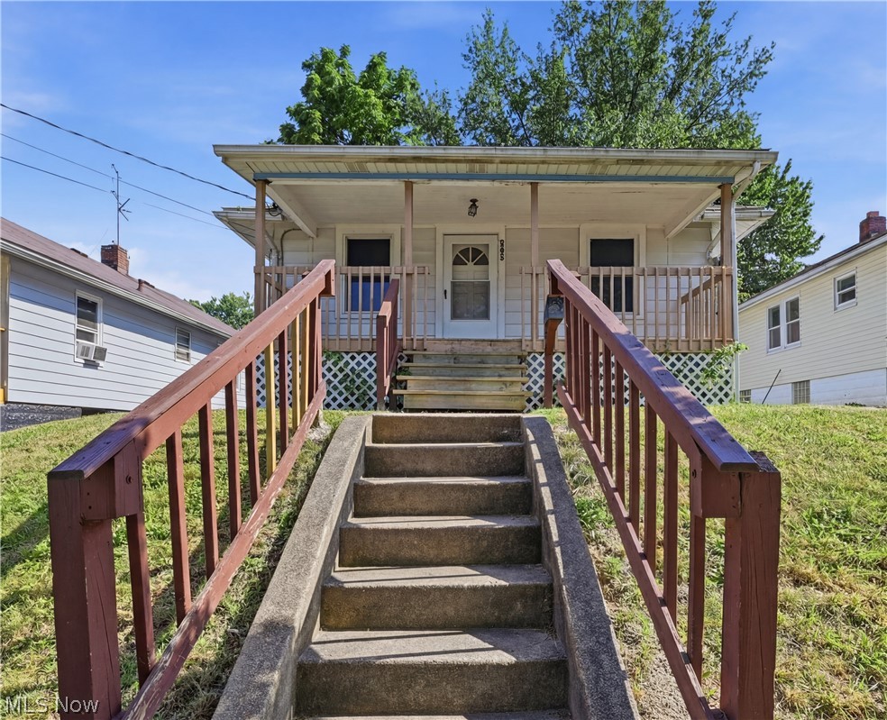 578 Plum Avenue Akron OH 44305