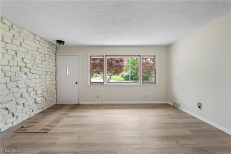 1222 Janis Avenue Akron OH 44314