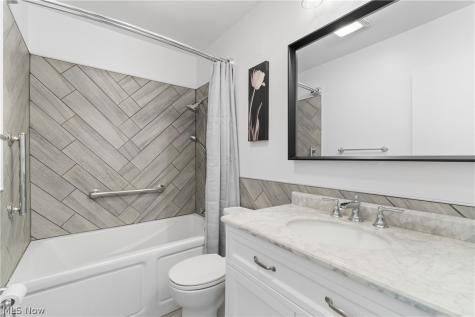 1222 Janis Avenue Akron OH 44314