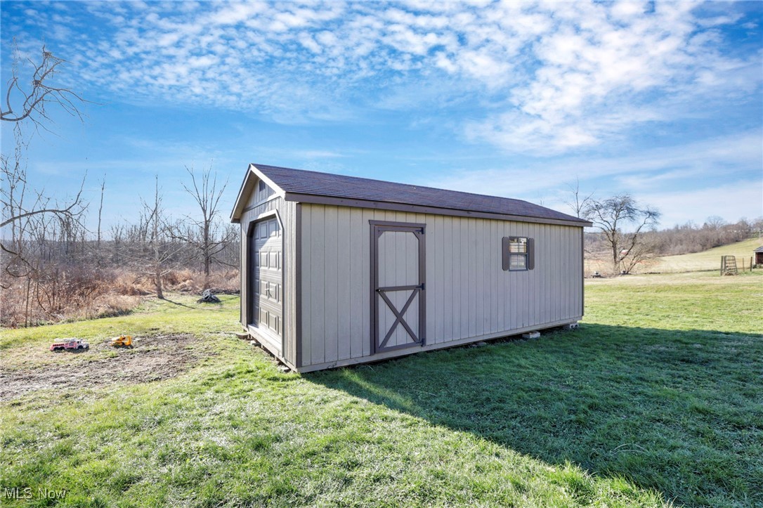 14824 Old Glory Rd, Lore City OH 43755