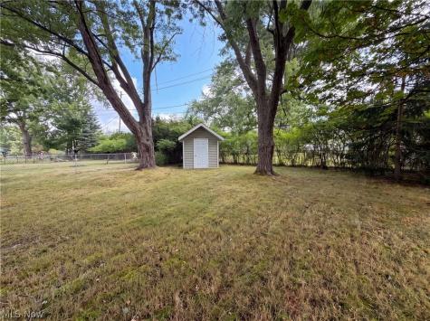 971 Learidge Road Cleveland OH 44124