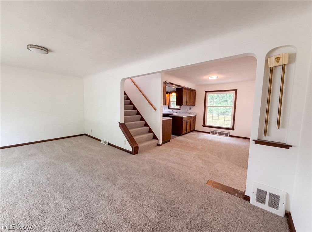 971 Learidge Road Cleveland OH 44124