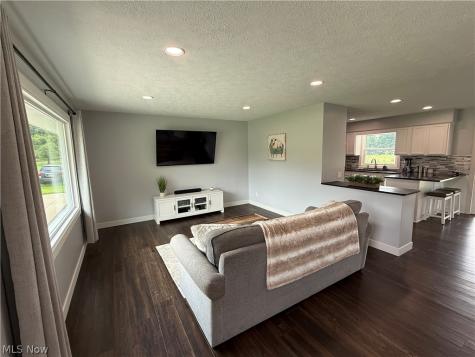 4828 Waterloo Road Atwater OH 44201