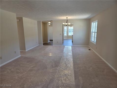157 Stonecrest Trail Elyria OH 44035