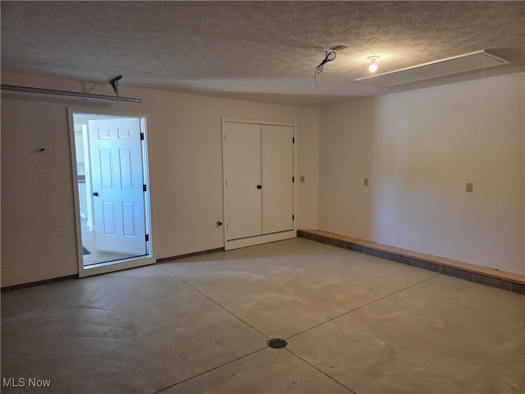 157 Stonecrest Trail Elyria OH 44035