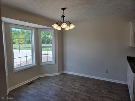 157 Stonecrest Trail Elyria OH 44035