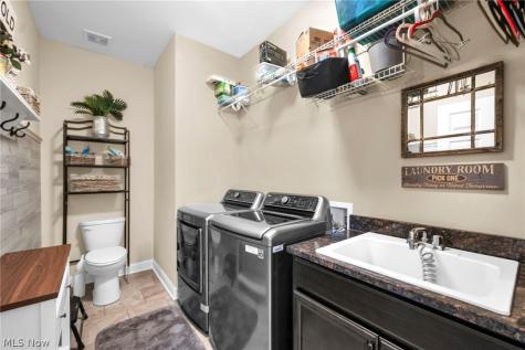 8780 Mapleleaf Drive Westfield Center OH 44251