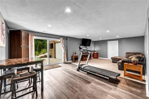 8780 Mapleleaf Drive Westfield Center OH 44251