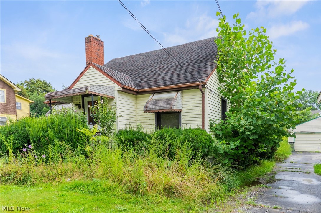 351 E Avondale Avenue Youngstown OH 44507