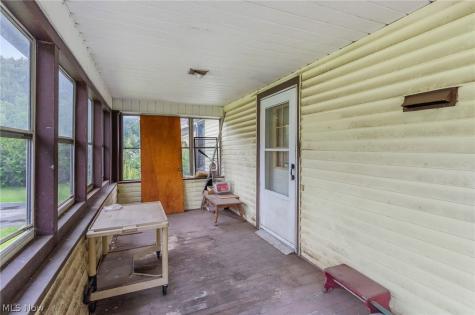 351 E Avondale Avenue Youngstown OH 44507