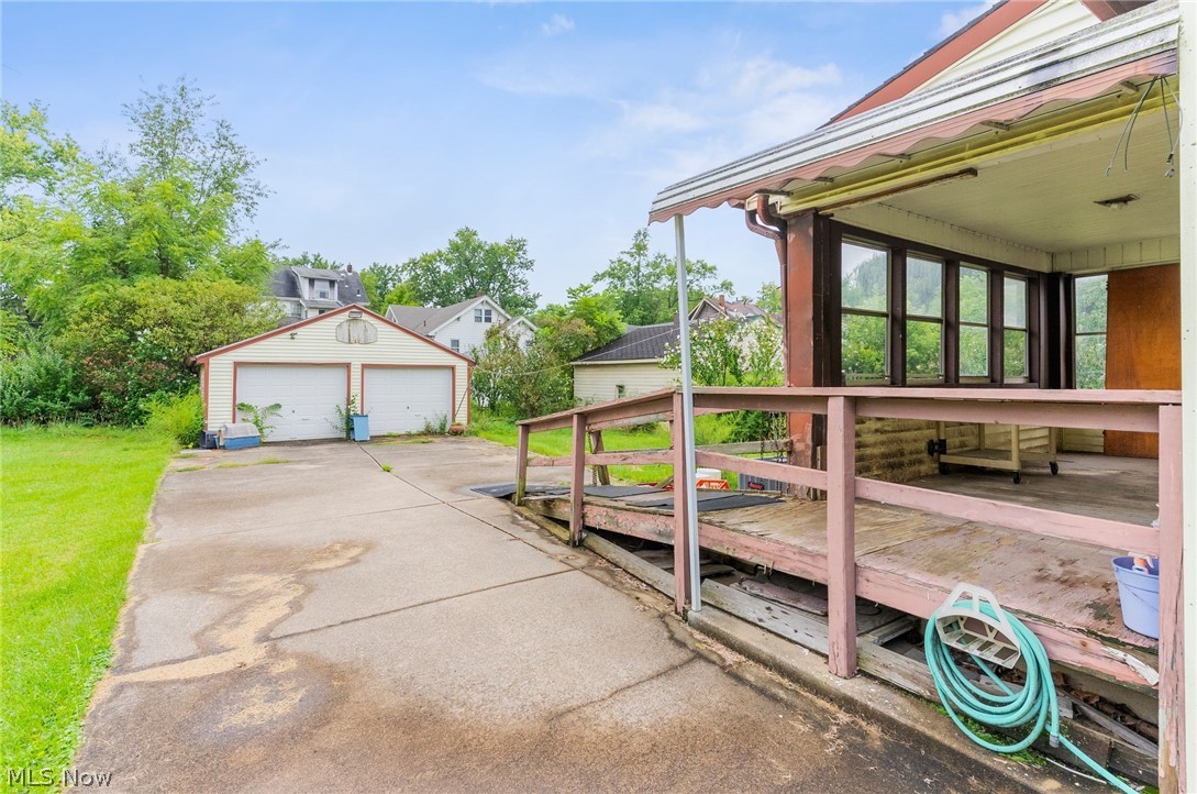 351 E Avondale Avenue Youngstown OH 44507