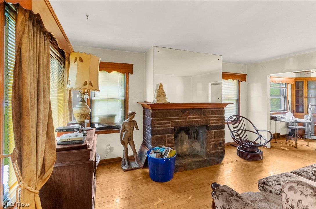 351 E Avondale Avenue Youngstown OH 44507