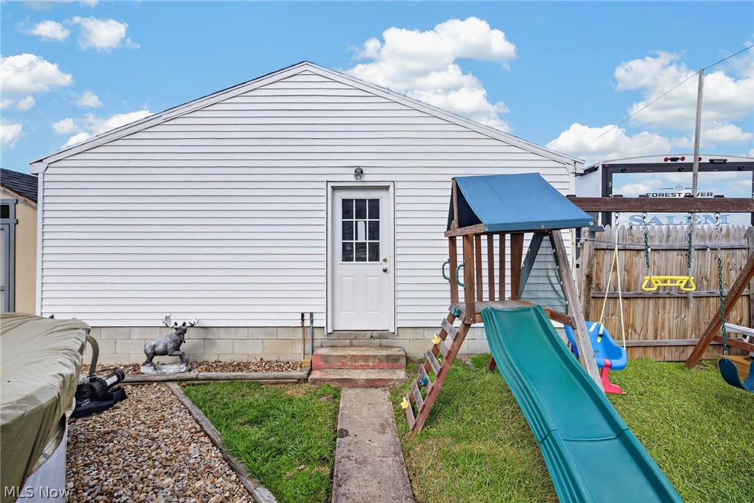 204 W Clark Street East Palestine OH 44413