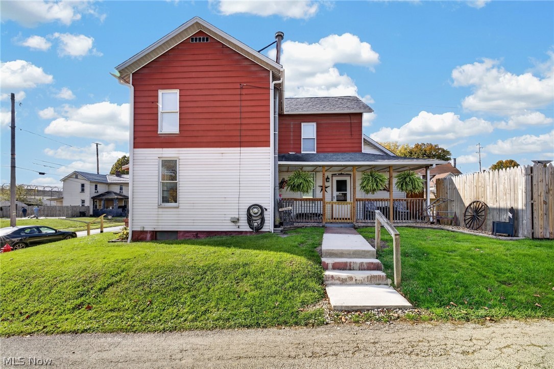 204 W Clark Street East Palestine OH 44413