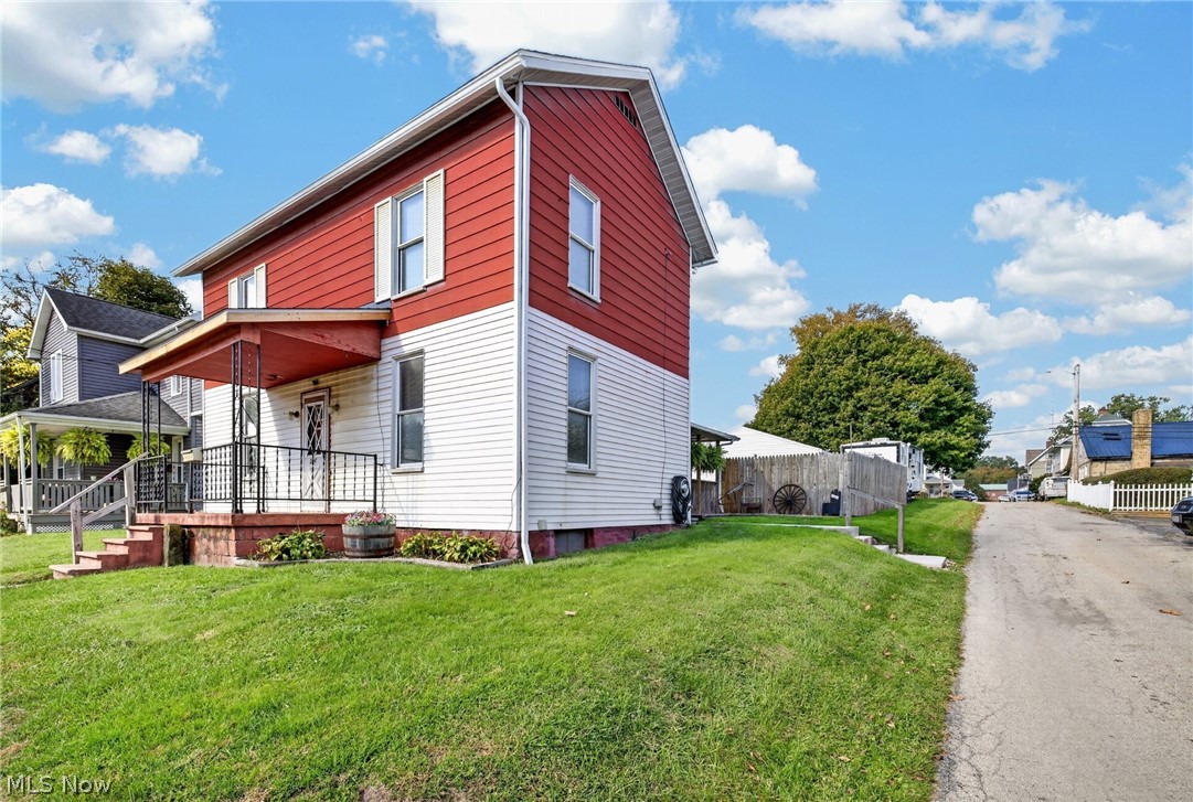 204 W Clark Street East Palestine OH 44413
