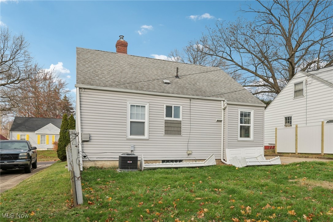 244 E Catawba Avenue Akron OH 44301