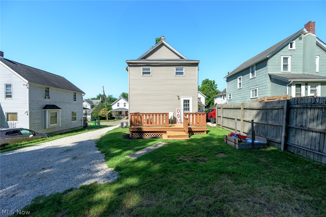 185 24th Street NW Barberton OH 44203