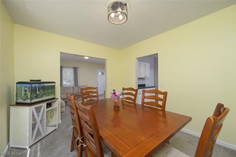 185 24th Street NW Barberton OH 44203