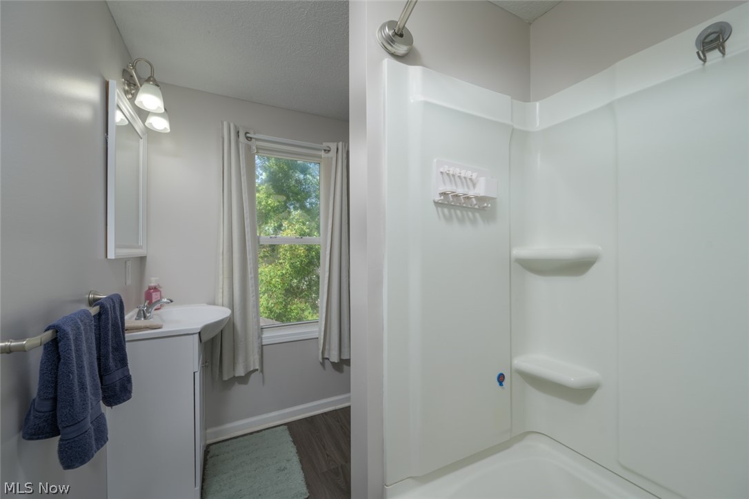 185 24th Street NW Barberton OH 44203