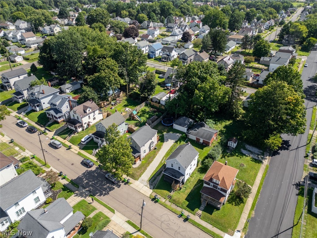 185 24th Street NW Barberton OH 44203
