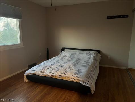 1930 Jo Ann Drive Parma OH 44134