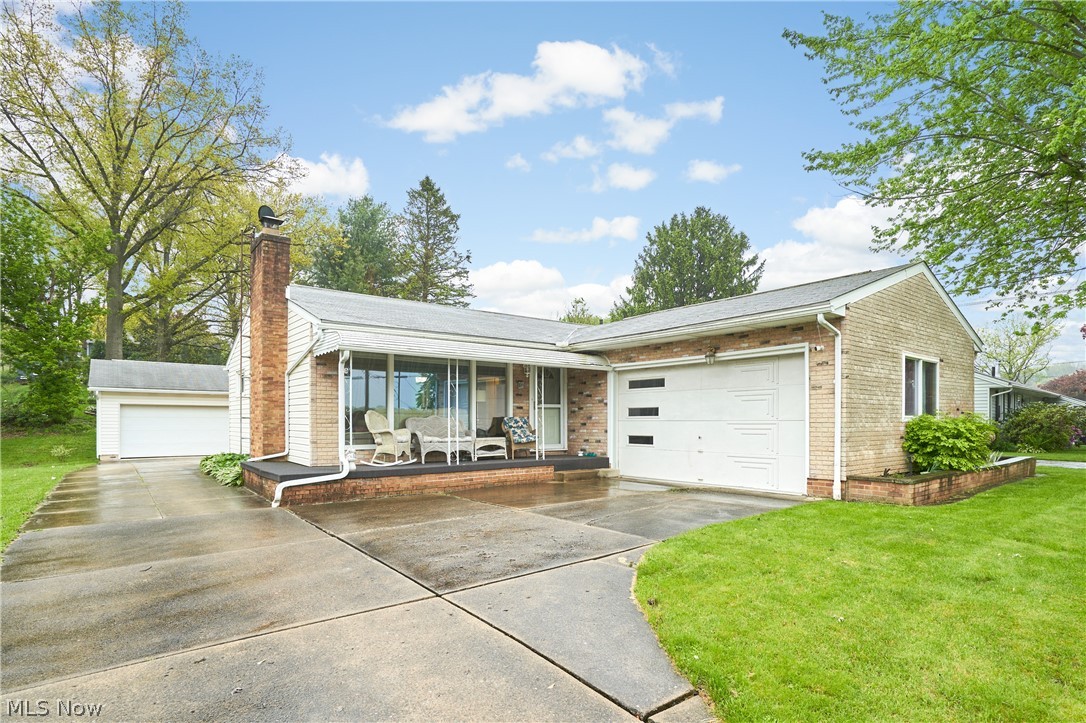 1730 Spring Valley Avenue NW Canton OH 44708