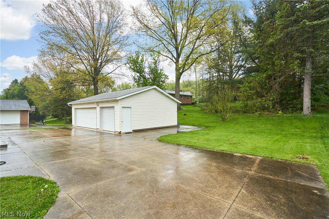 1730 Spring Valley Avenue NW Canton OH 44708