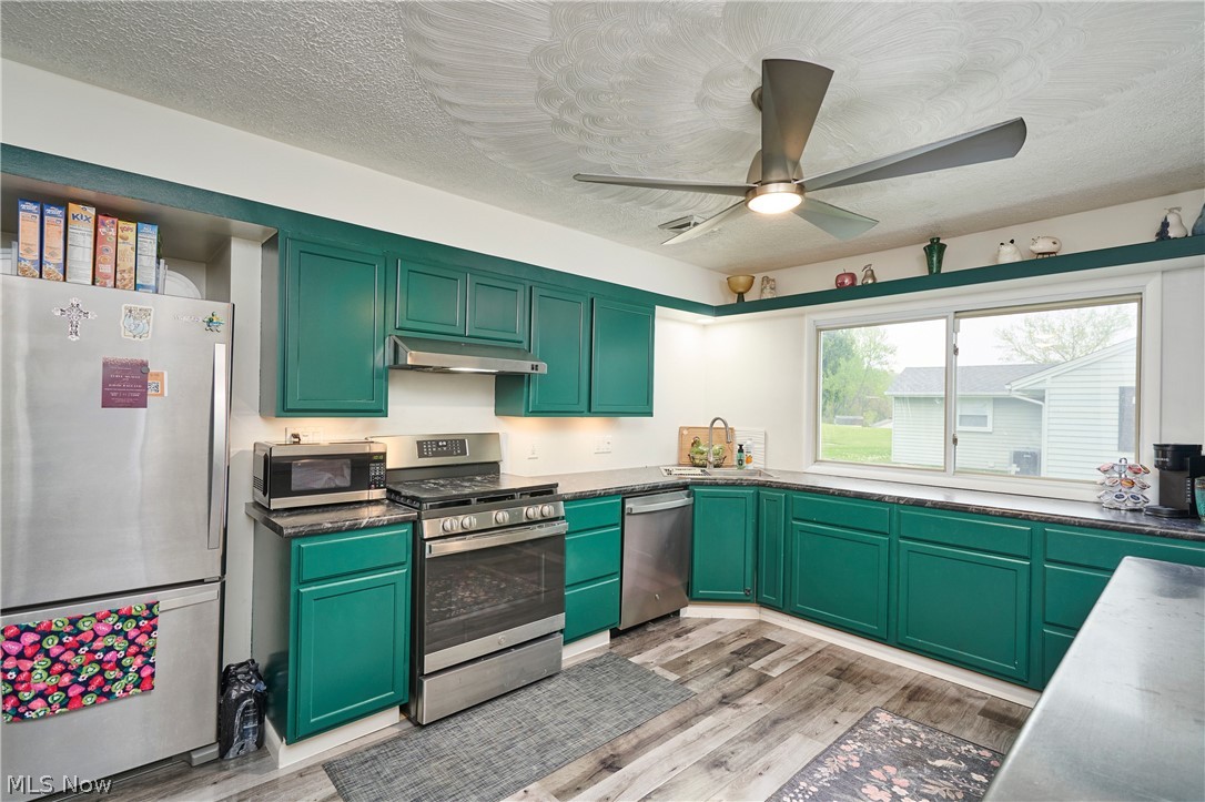 1730 Spring Valley Avenue NW Canton OH 44708
