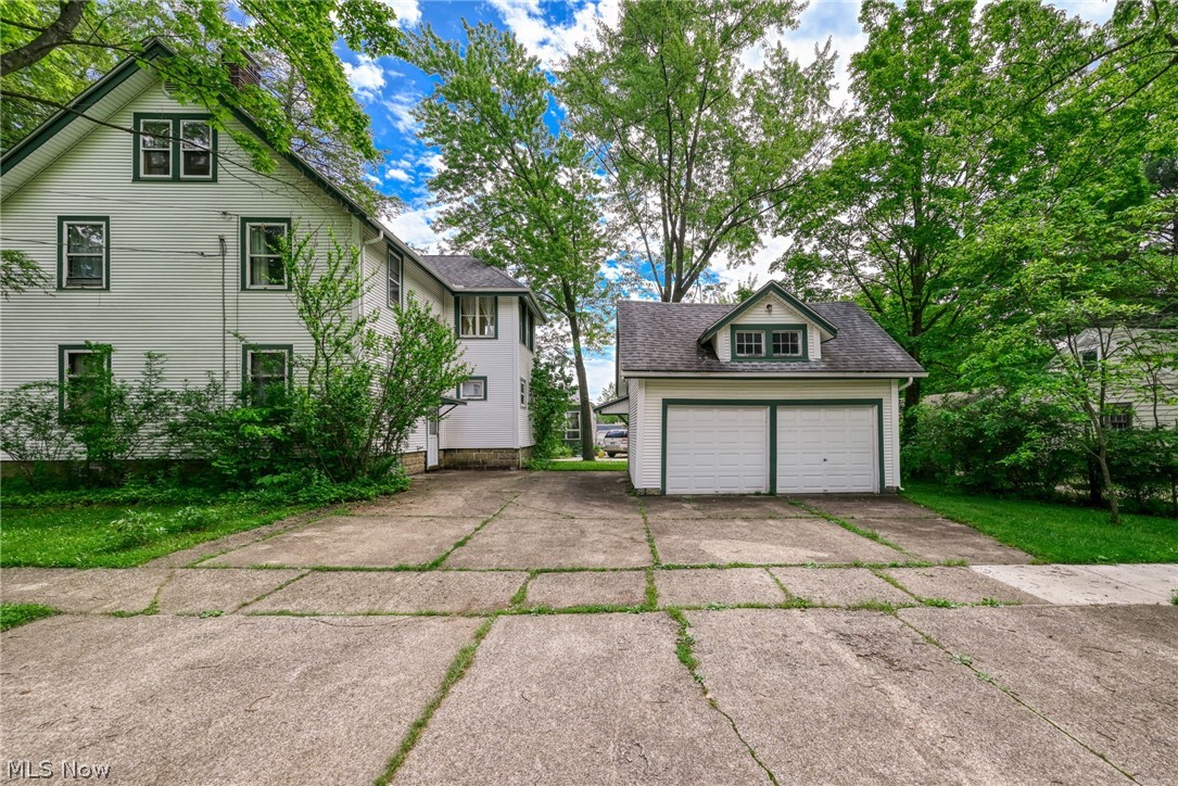 748 E Main Street Ravenna OH 44266