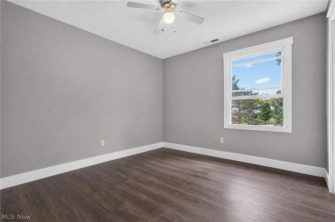 1008 Coopers Run Amherst OH 44001