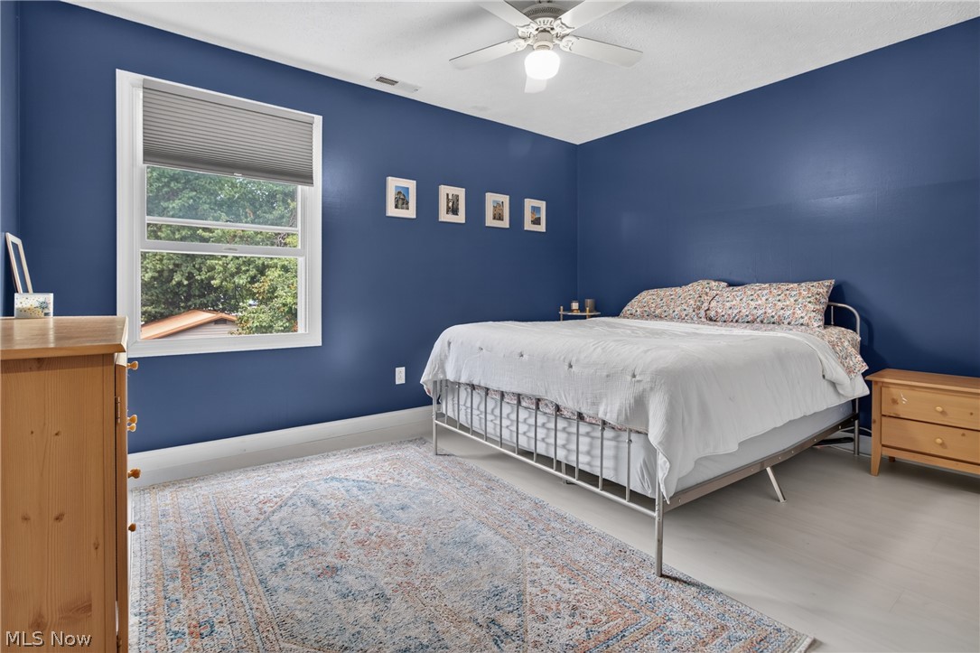 1008 Coopers Run Amherst OH 44001