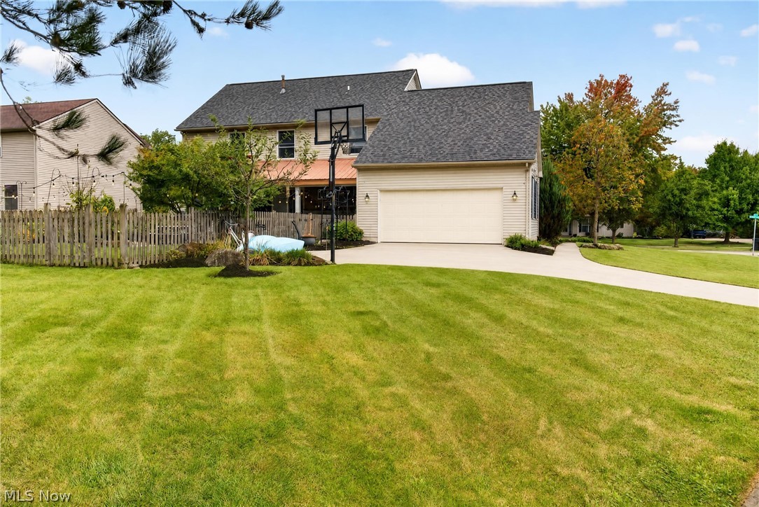 1008 Coopers Run Amherst OH 44001