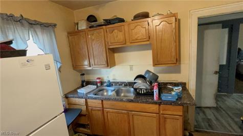 11619 Lenacrave Avenue Cleveland OH 44105