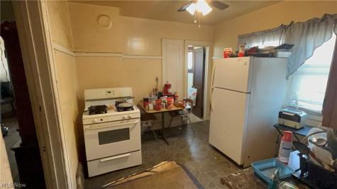 11619 Lenacrave Avenue Cleveland OH 44105