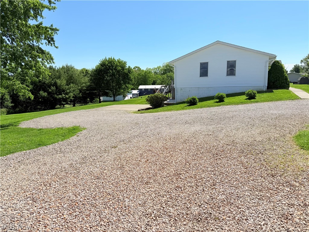 3585 Old Wheeling Road Zanesville OH 43701